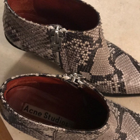 9/10 ACNE Studios Leather Zip Booties Size 37 - Picture 4 of 5